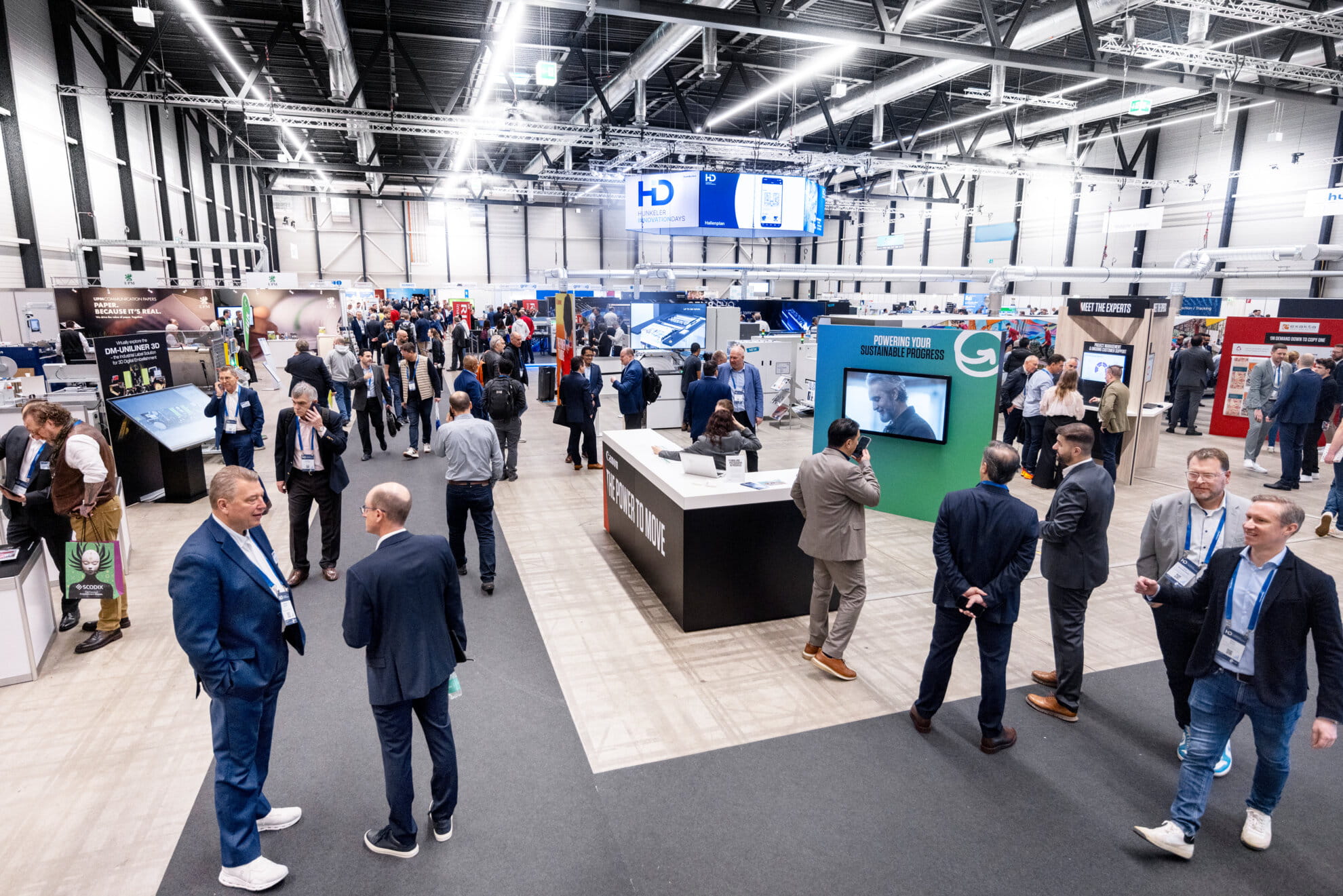 Visitors in Hall 2.